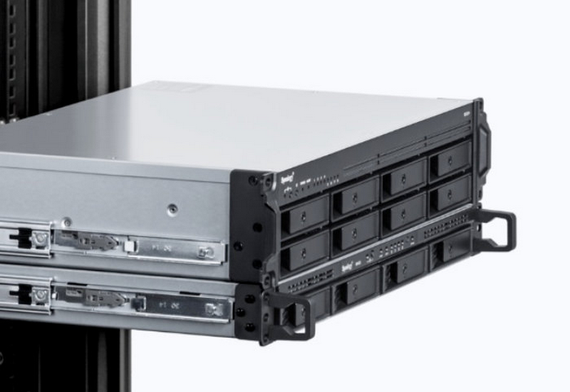 SYNOLOGY "RS1221+", 8-bay, AMD Ryzen 4-core 2.2Ghz, 4Gb*1+1Slot, 4x1GbE, PCIe 124237 Imagini