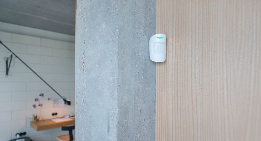 Ajax Wireless Security Motion Detector "MotionProtect", White 142907 Imagini