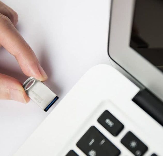 64GB USB3.1 Flash Drive Transcend "JetFlash 710S", Silver, Metal Case, Ultra-Slim (R/W:90/30MB/s) 66227 фото