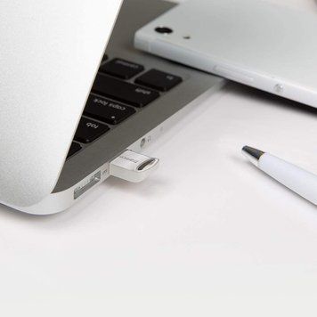 32GB USB3.1 Flash Drive Transcend "JetFlash 710S", Silver, Metal Case, Ultra-Slim (R/W:90/20MB/s) 66226 Imagini