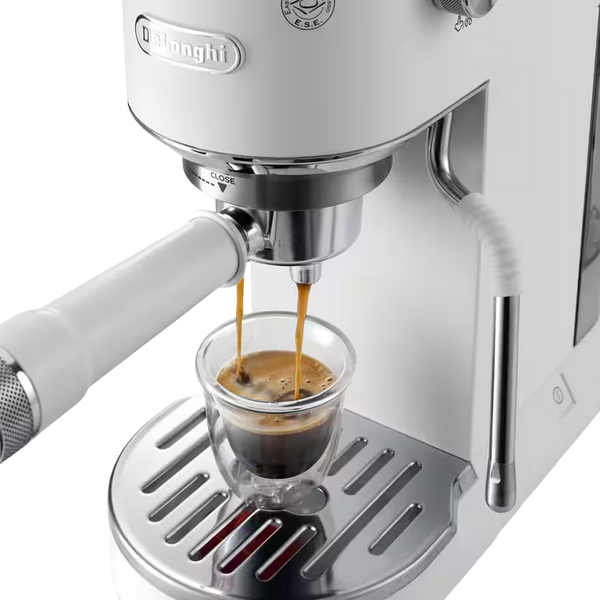 Cafetieră Espresso Delonghi EC890WI 233813 Imagini